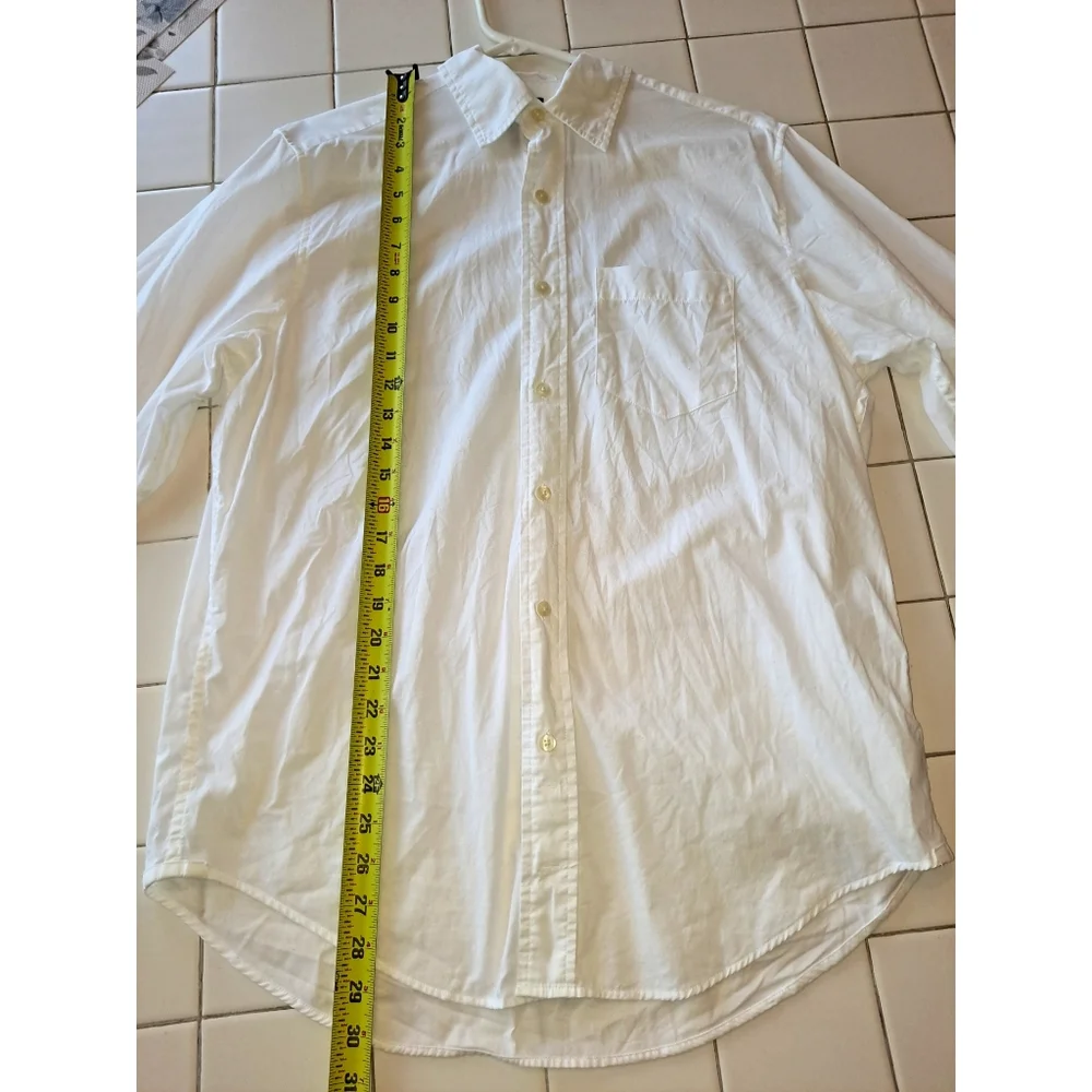 GAP white collared long sleeve button up shirt classic fit size medium blouse - Picture 3 of 14